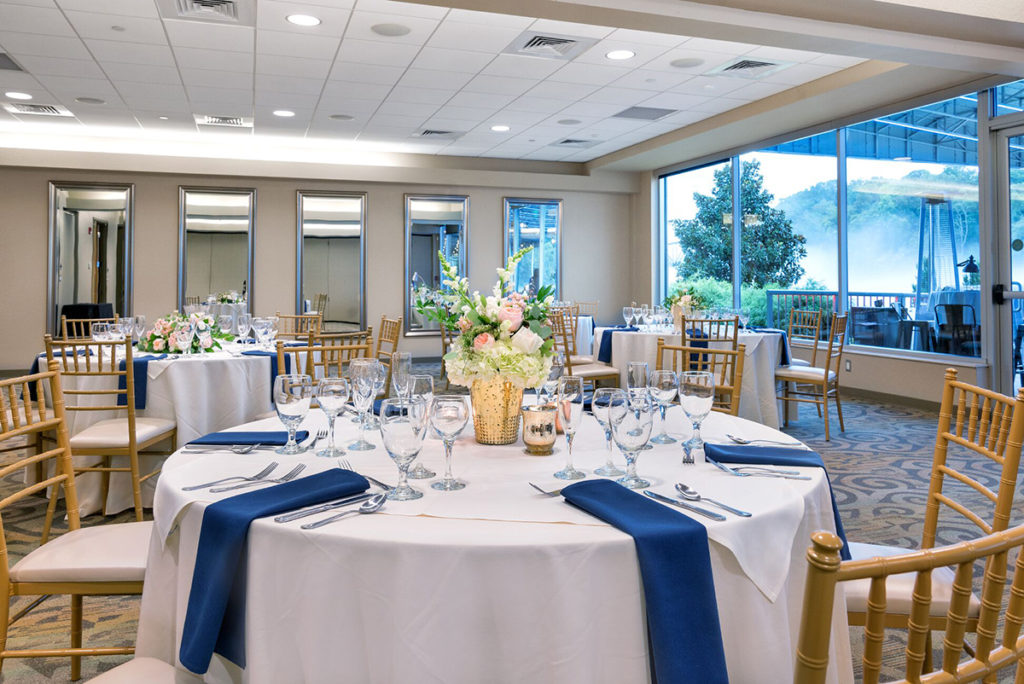 Calhoun’s Oak Ridge Copper Cellar Catering