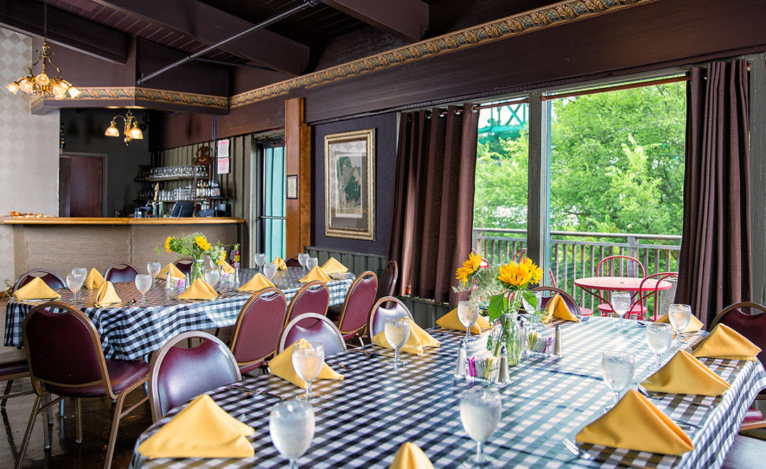 Calhoun’s on the River Copper Cellar Catering